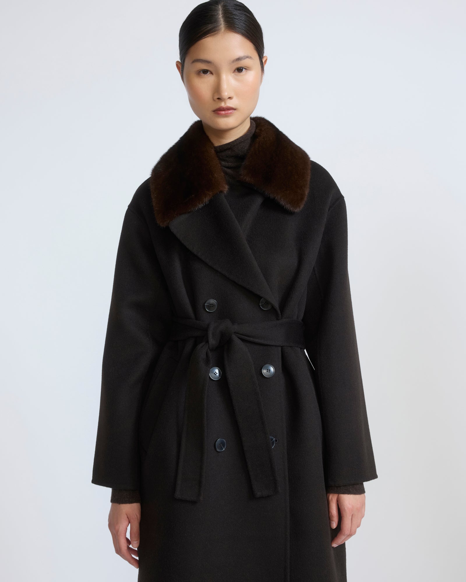 Cashmere wool belted coat with mink fur collar - Yves Salomon - New Fall/Winter Collection