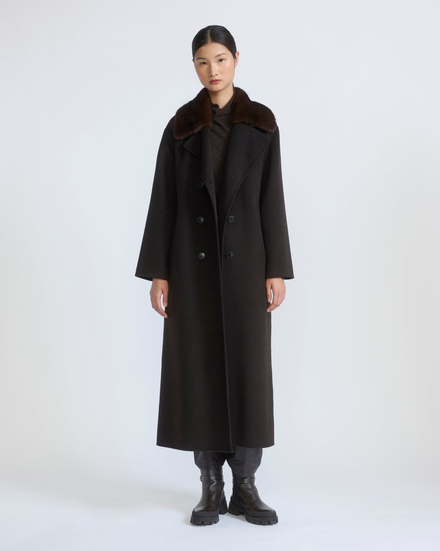 Cashmere wool belted coat with mink fur collar - Yves Salomon - New Fall/Winter Collection