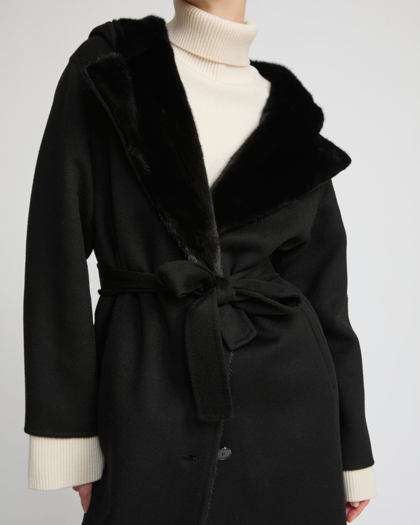 Long coat in cashmere wool with mink fur hood - Yves Salomon