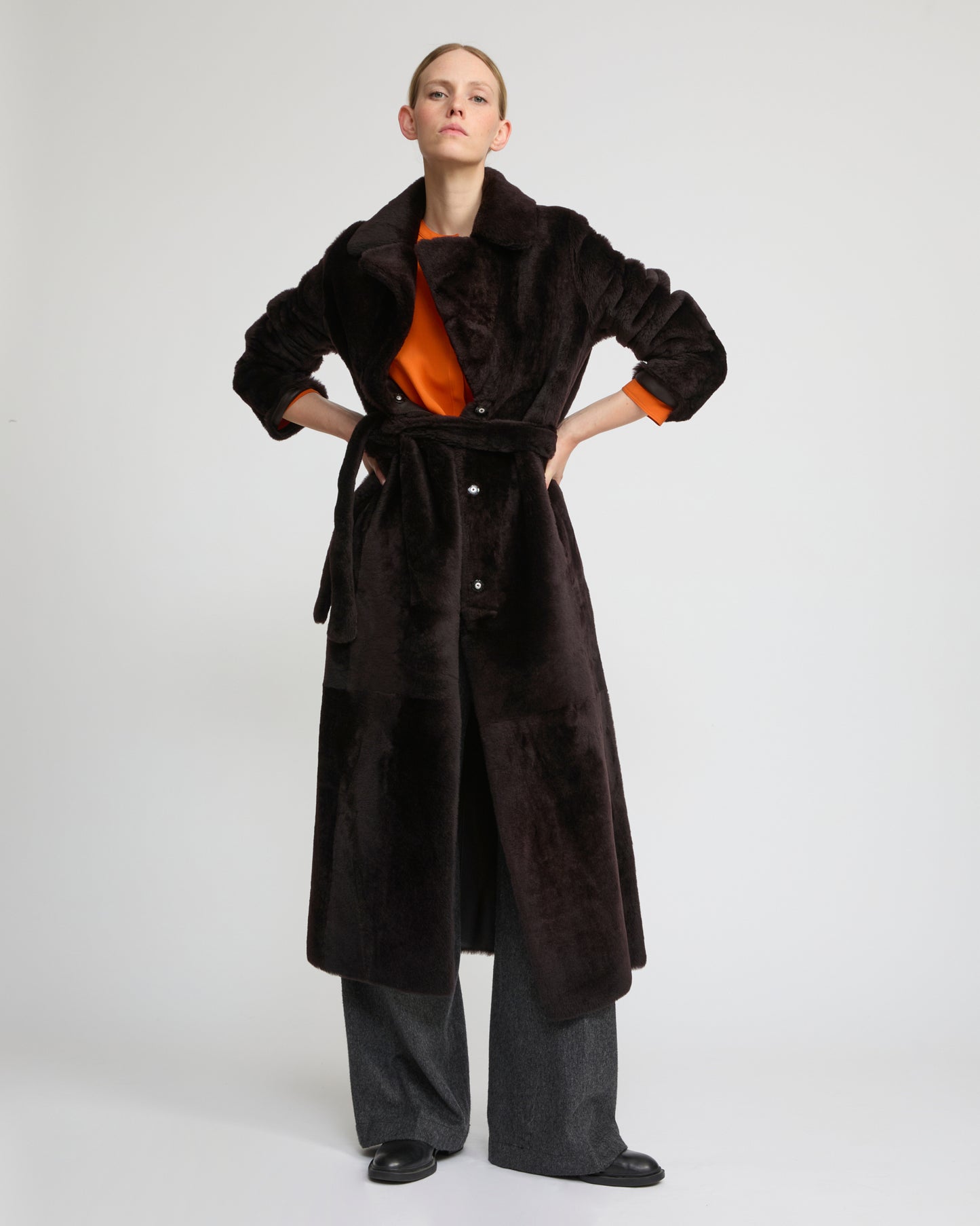 Reversible long coat in lambskin and Lacon shearling