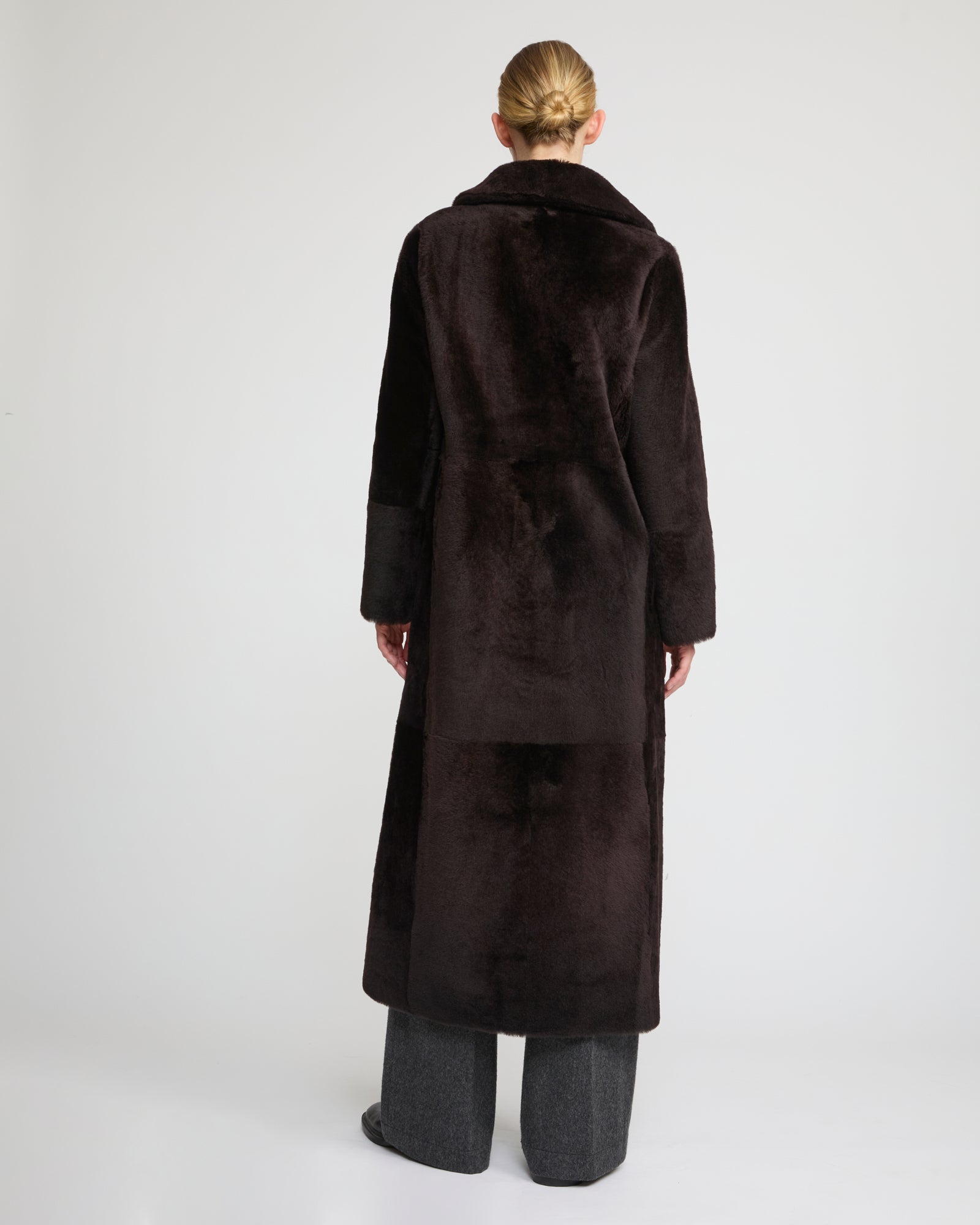 Reversible long coat in lambskin and Lacon shearling - brown