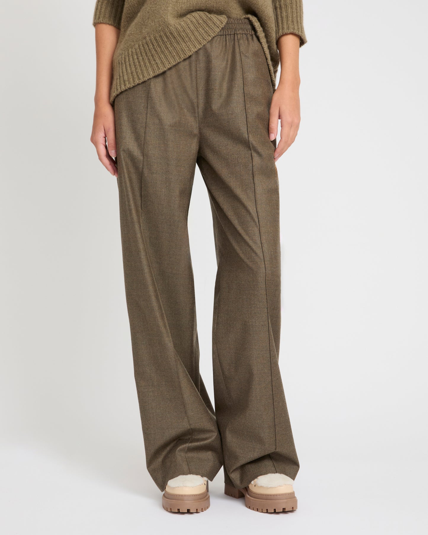 Loose fit trousers with elasticated waistband in flannel fabric -Yves Salomon
