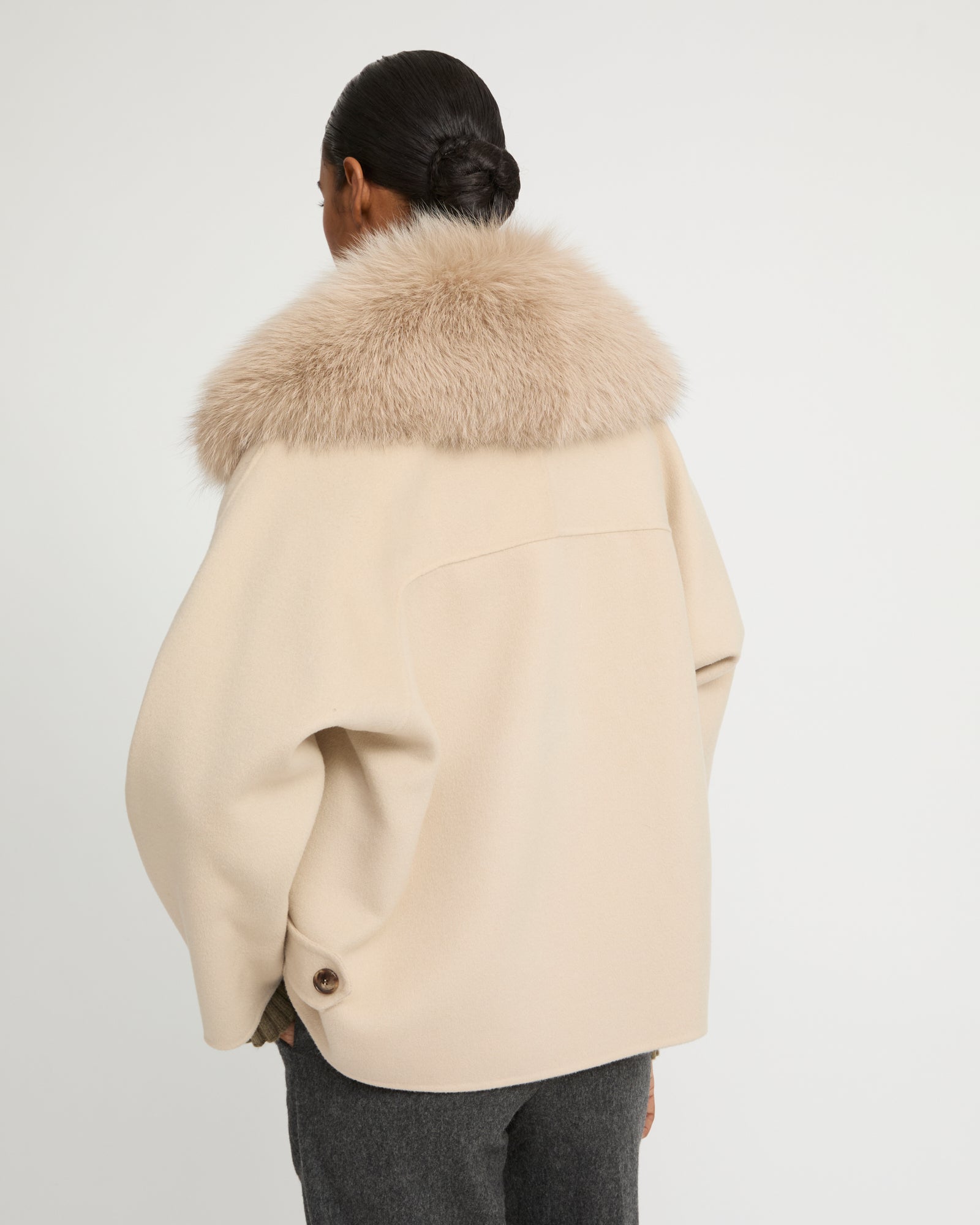 Cashmere-blend pea jacket with removable fox fur collar - Yves Salomon