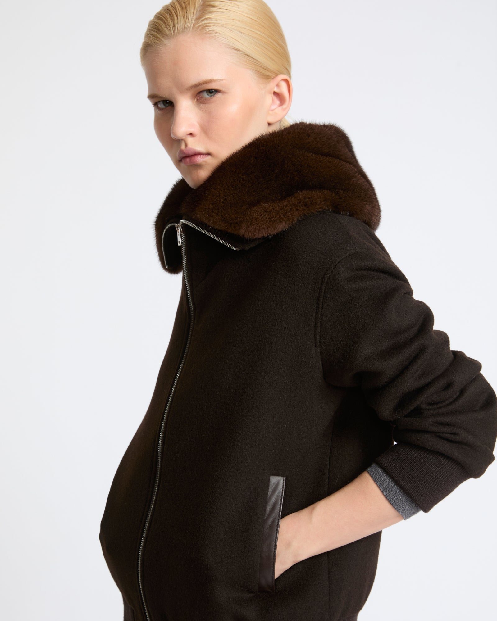 Cashmere-blend cropped blouson with removable mink fur collar - Yves Salomon - New Fall Winter Collection