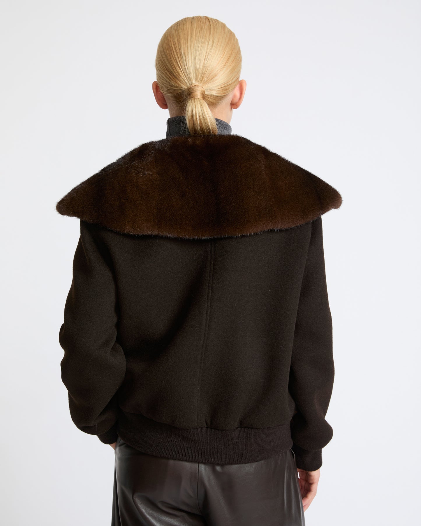 Cashmere-blend cropped blouson with removable mink fur collar - Yves Salomon - New Fall Winter Collection