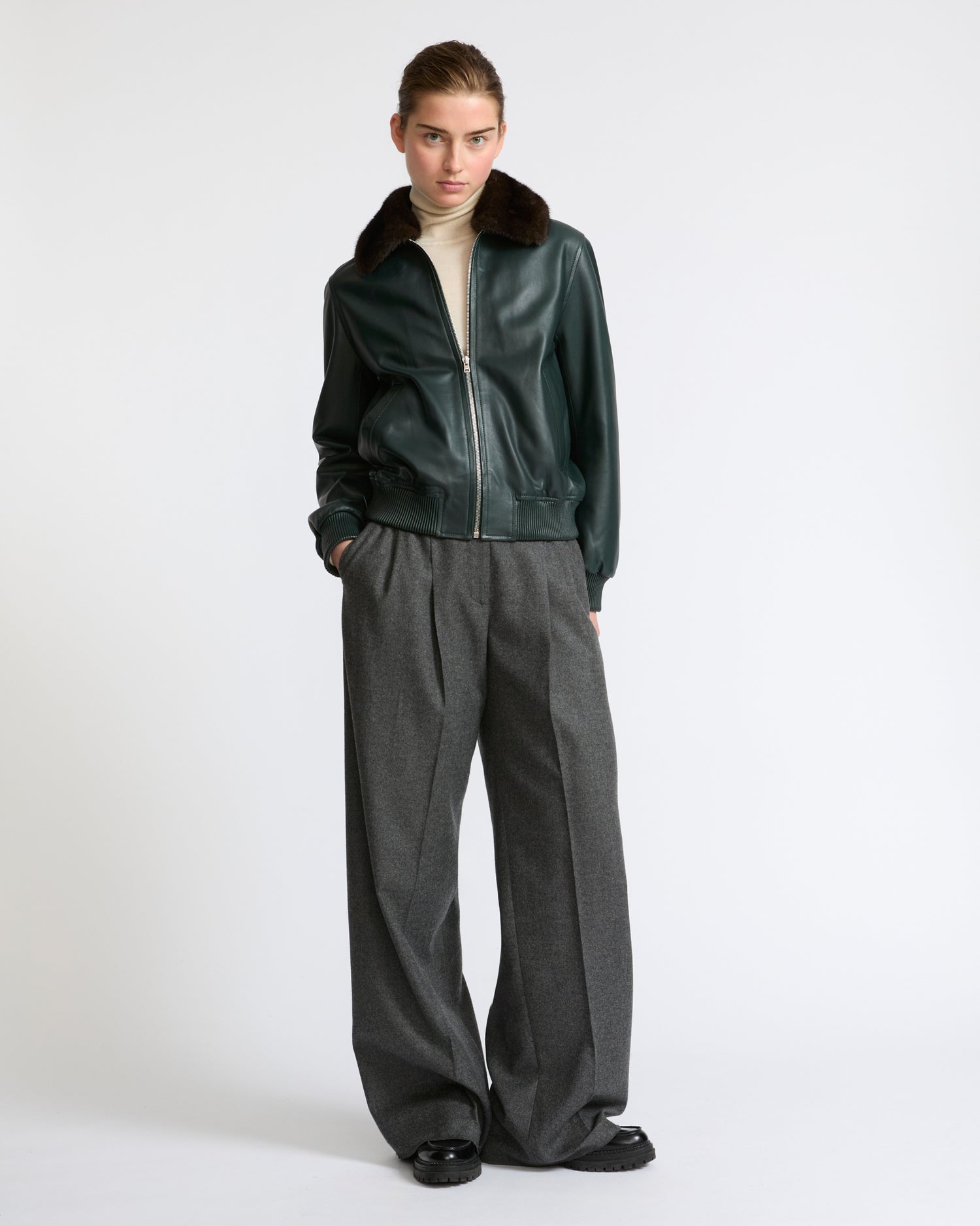Lamb leather bomber jacket with removable mink collar - Yves Salomon - New Fall Winter Collection