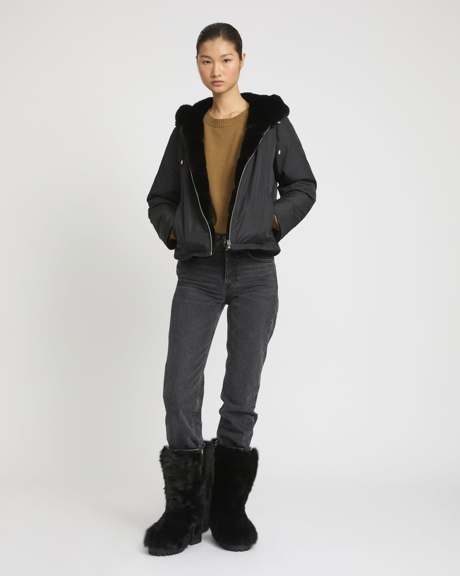 YVES SALOMON　ファージャケット　コヨーテ　ブラック　フランス製　46 Long iconic parka in cotton & fur - black - Yves Salomon Men