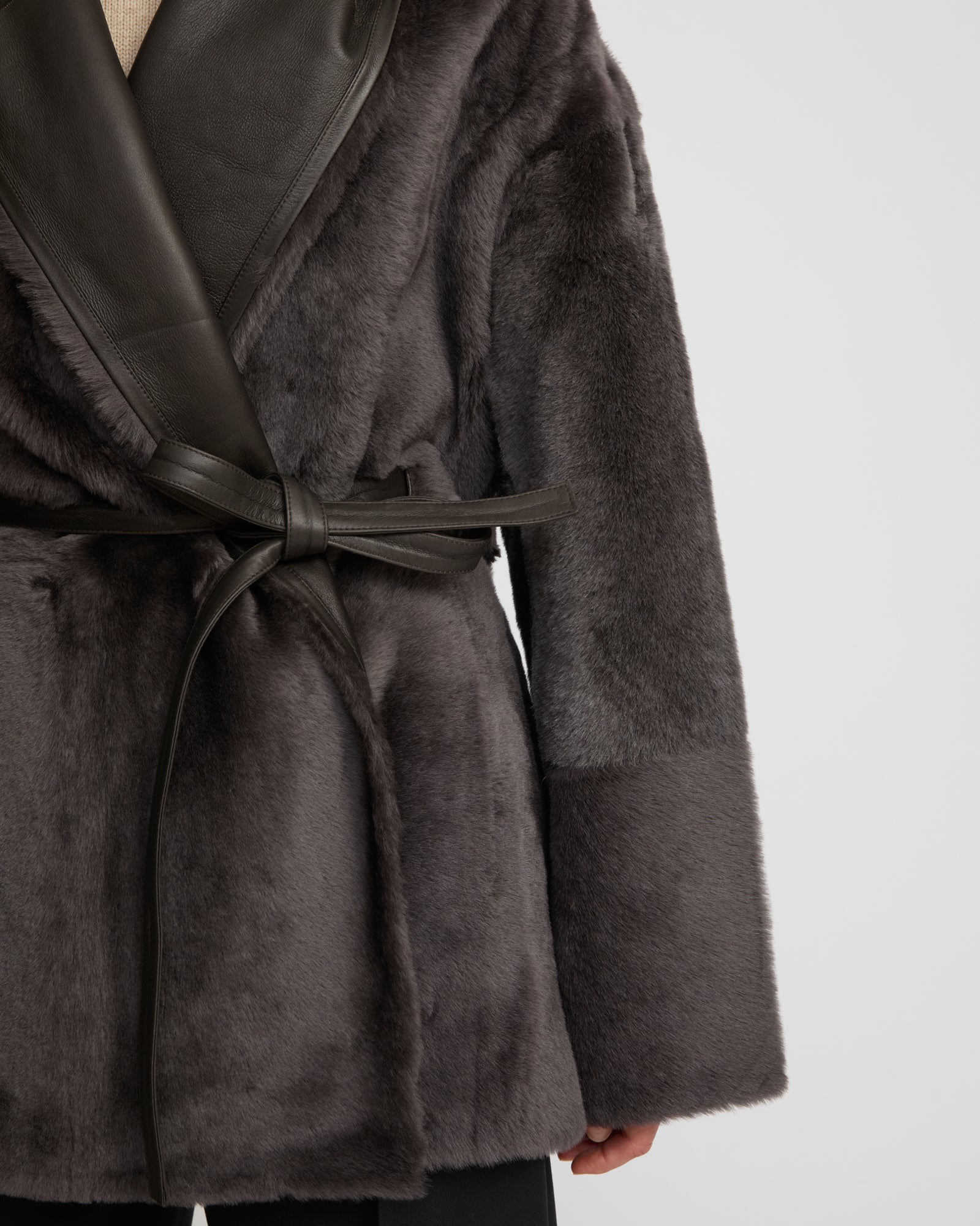 Long draped lambskin shearling jacket - Yves Salomon