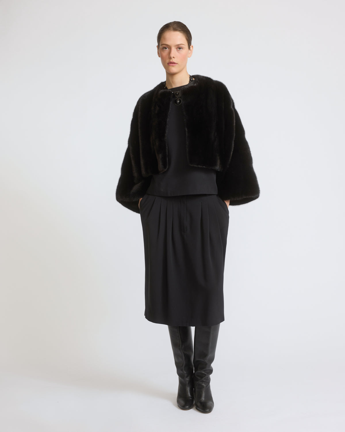 Short cape in long-haired mink fur - Yves Salomon - New Fall/Winter Collection