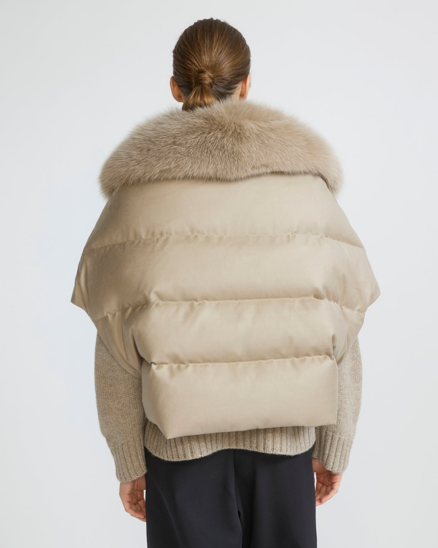 Flannel cape with detachable fox fur collar - Yves Salomon - New Fall/Winter Collection
