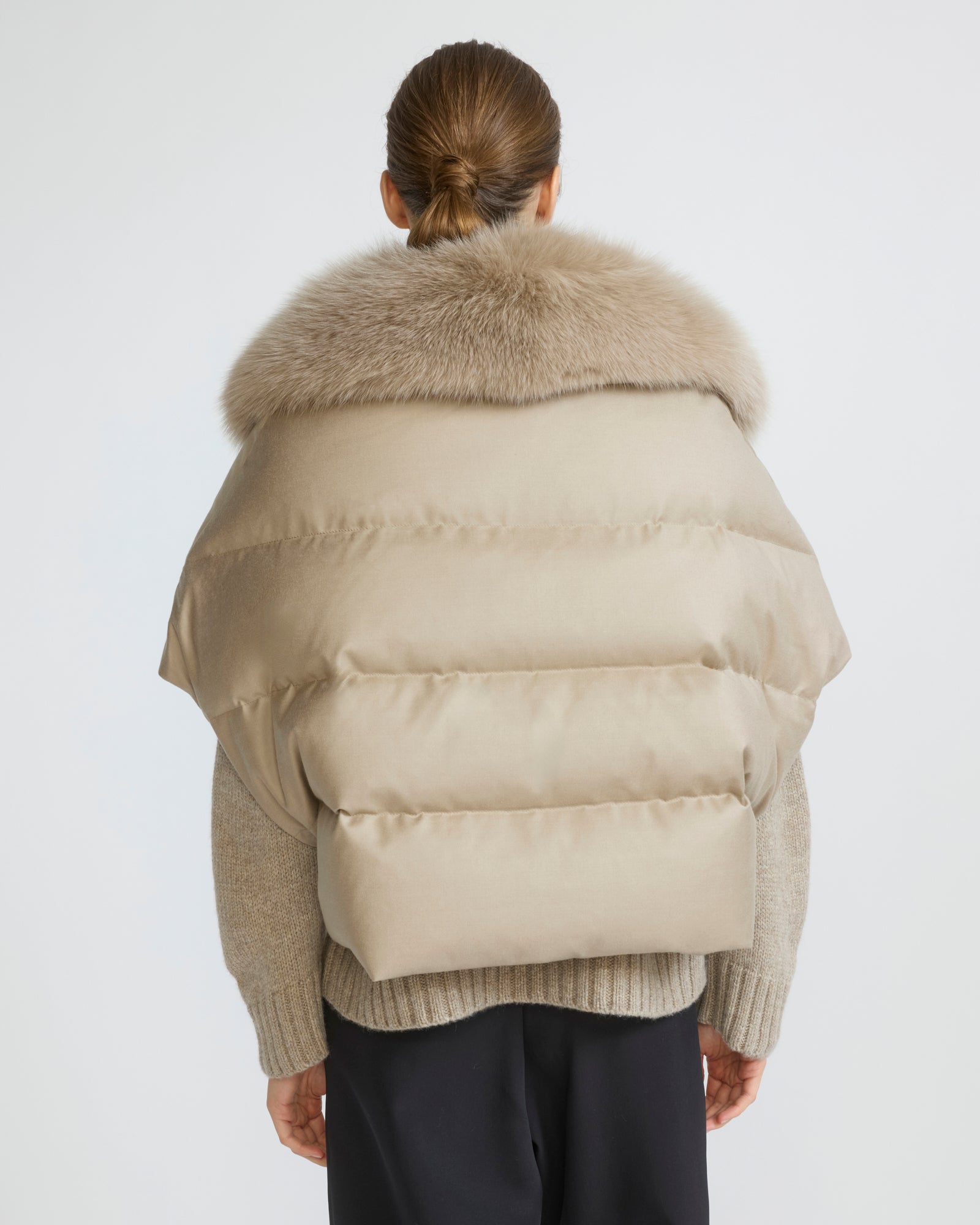 Flannel cape with detachable fox fur collar - Yves Salomon - New Fall/Winter Collection