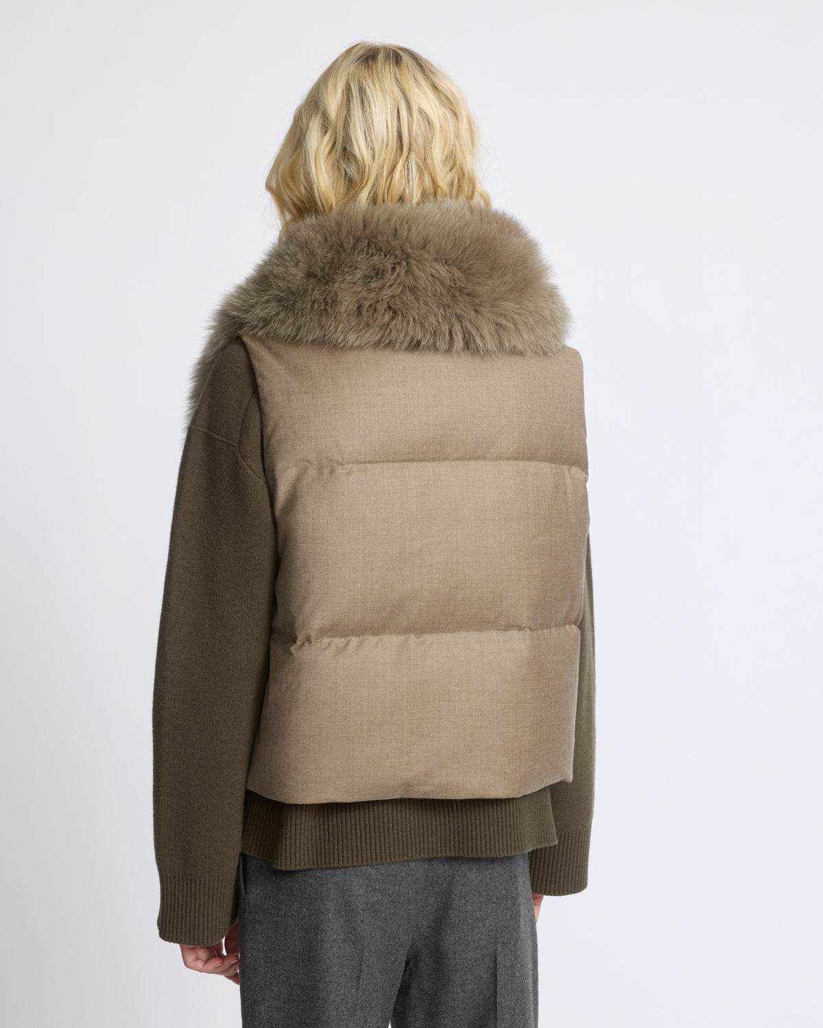 Flannel sleeveless gilet with detachable fox fur collar - Yves Salomon - New Fall/Winter Collection