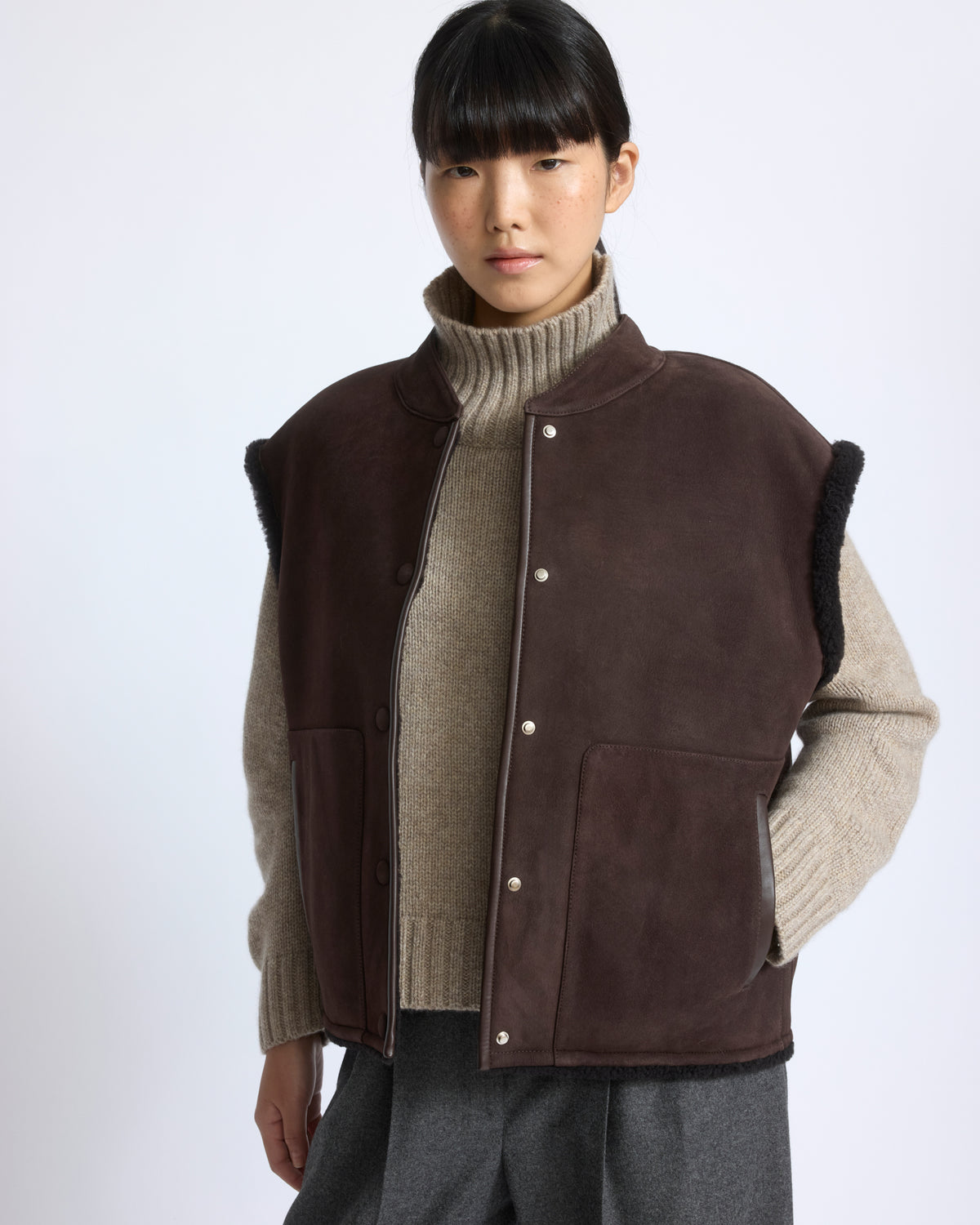 Curly Merino lambskin sleeveless gilet - Yves Salomon - New Fall/Winter Collection