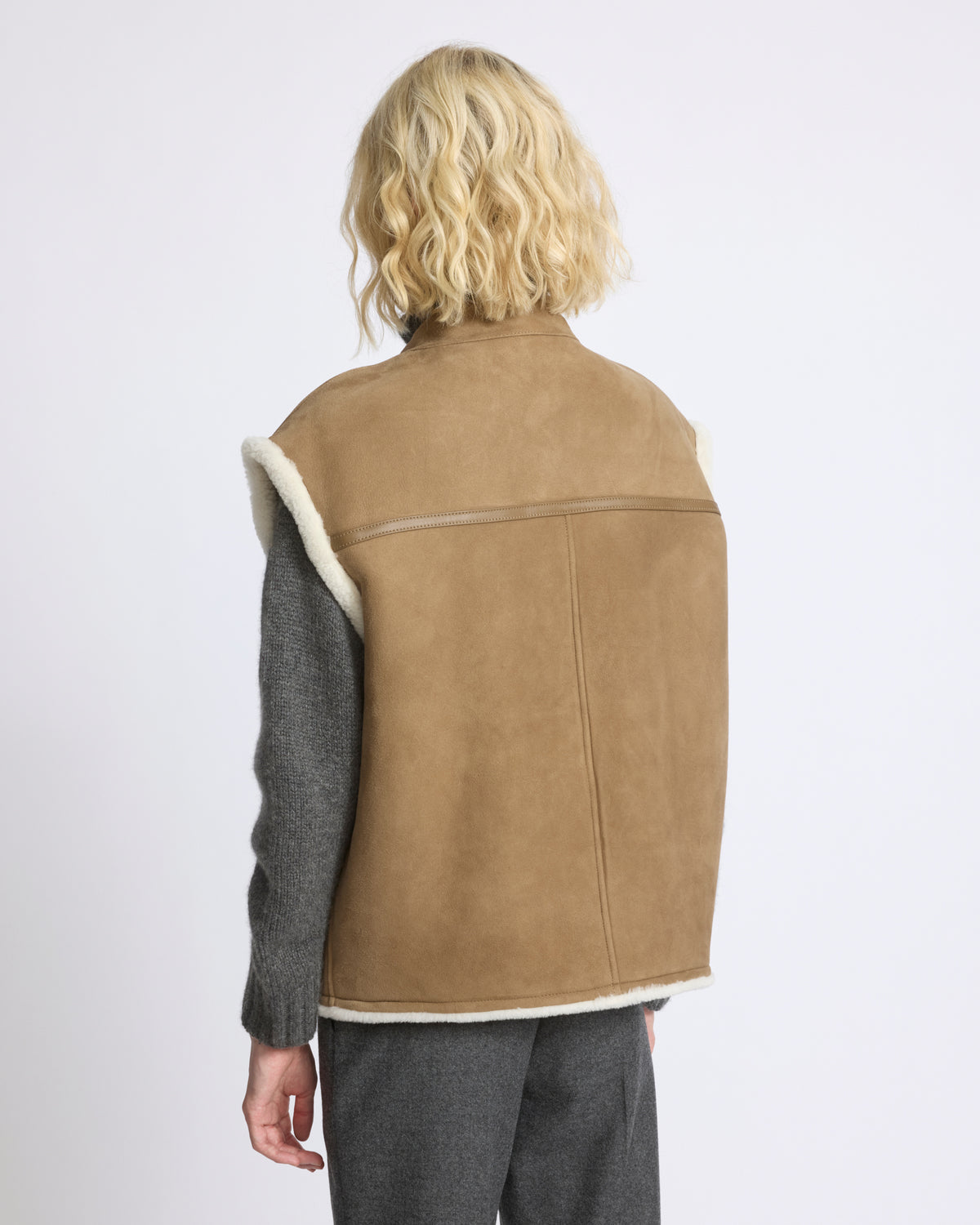 Curly Merino lambskin sleeveless gilet - Yves Salomon - New Fall/Winter Collection