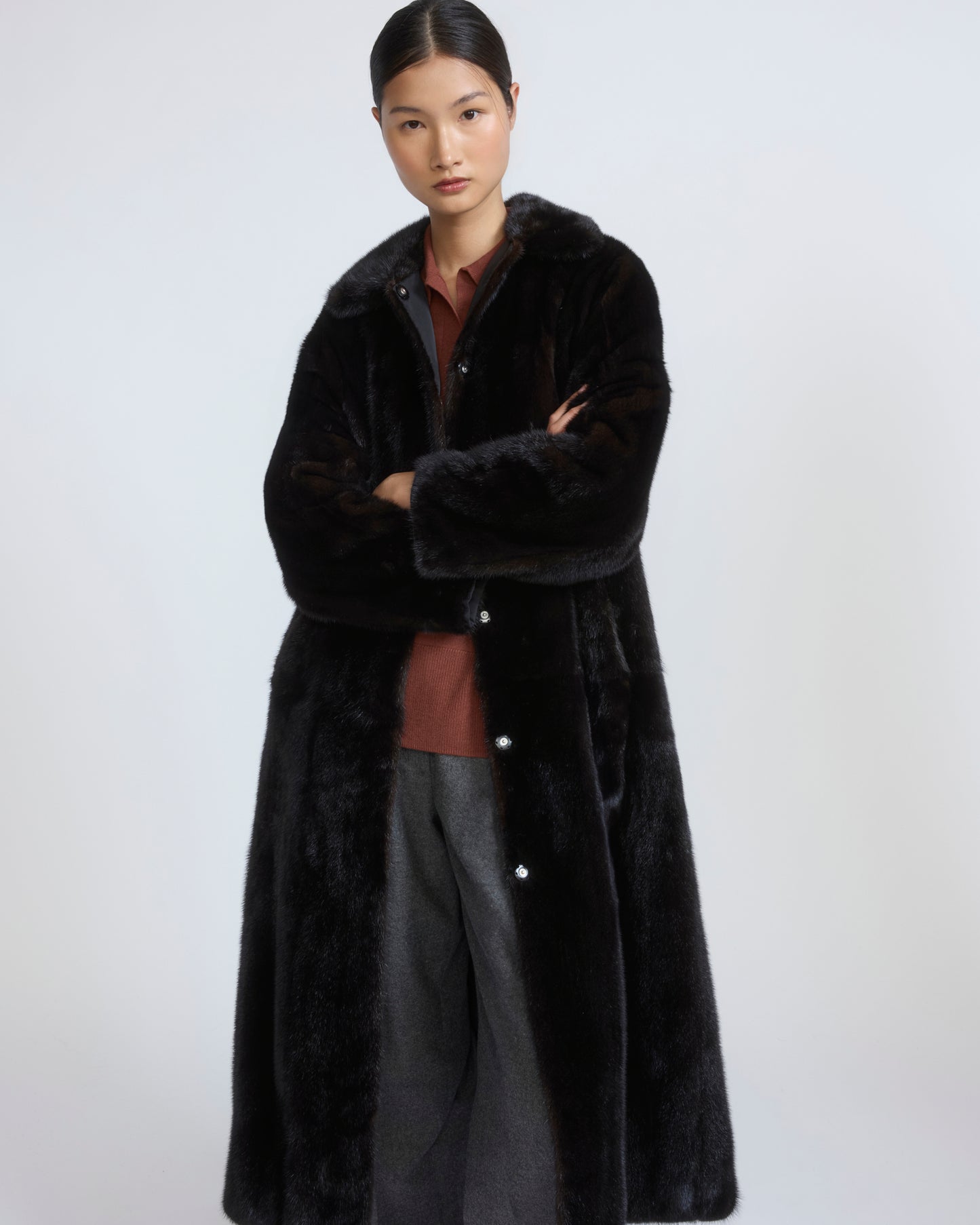 Long reversible coat in water-repellent technical fabric and mink fur - Yves Salomon - New Fall/Winter Collection