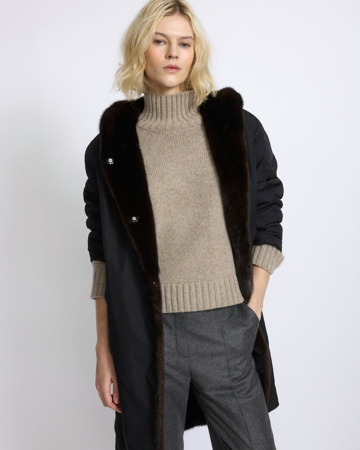 Long smooth hooded down jacket in reversible water-repellent technical fabric and mink fur - Yves Salomon - New Fall/Winter Collection