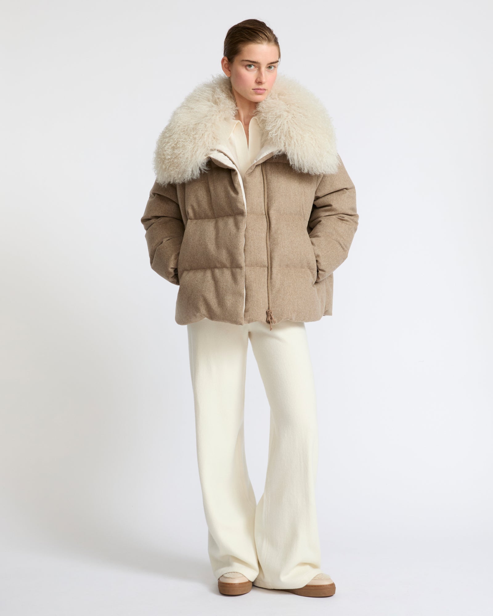 Down jacket in Loro Piana cashmere fabric with long curly lambskin collar - Yves Salomon - New Fall Winter Collection