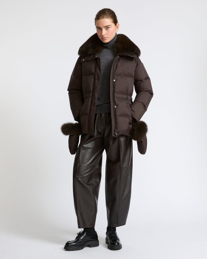 Down jacket in waterproof technical fabric with mittens and fox fur trim - Yves Salomon - New Fall Winter Collection