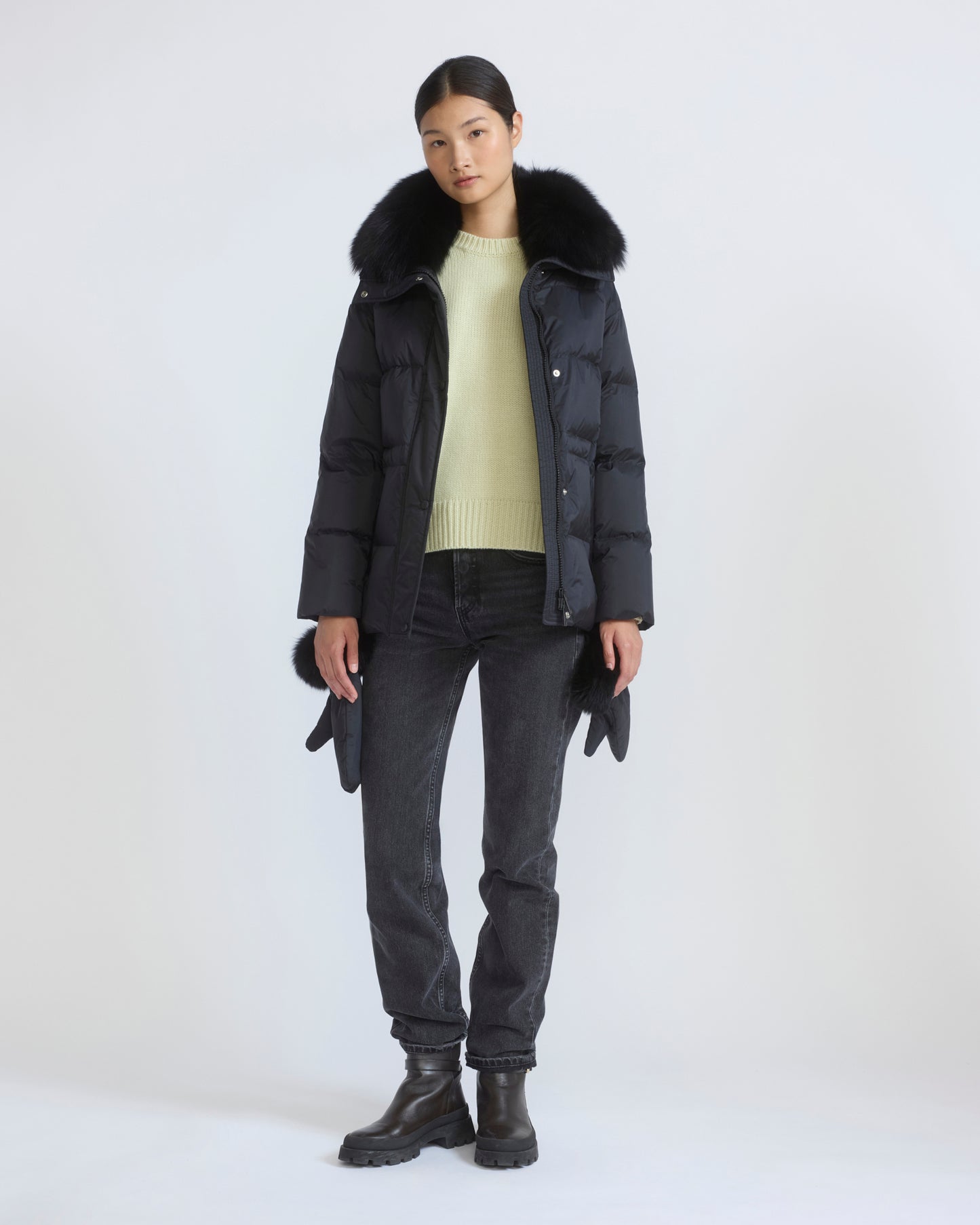 Down jacket in waterproof technical fabric with mittens and fox fur trim - Yves Salomon - New Fall/Winter Collection
