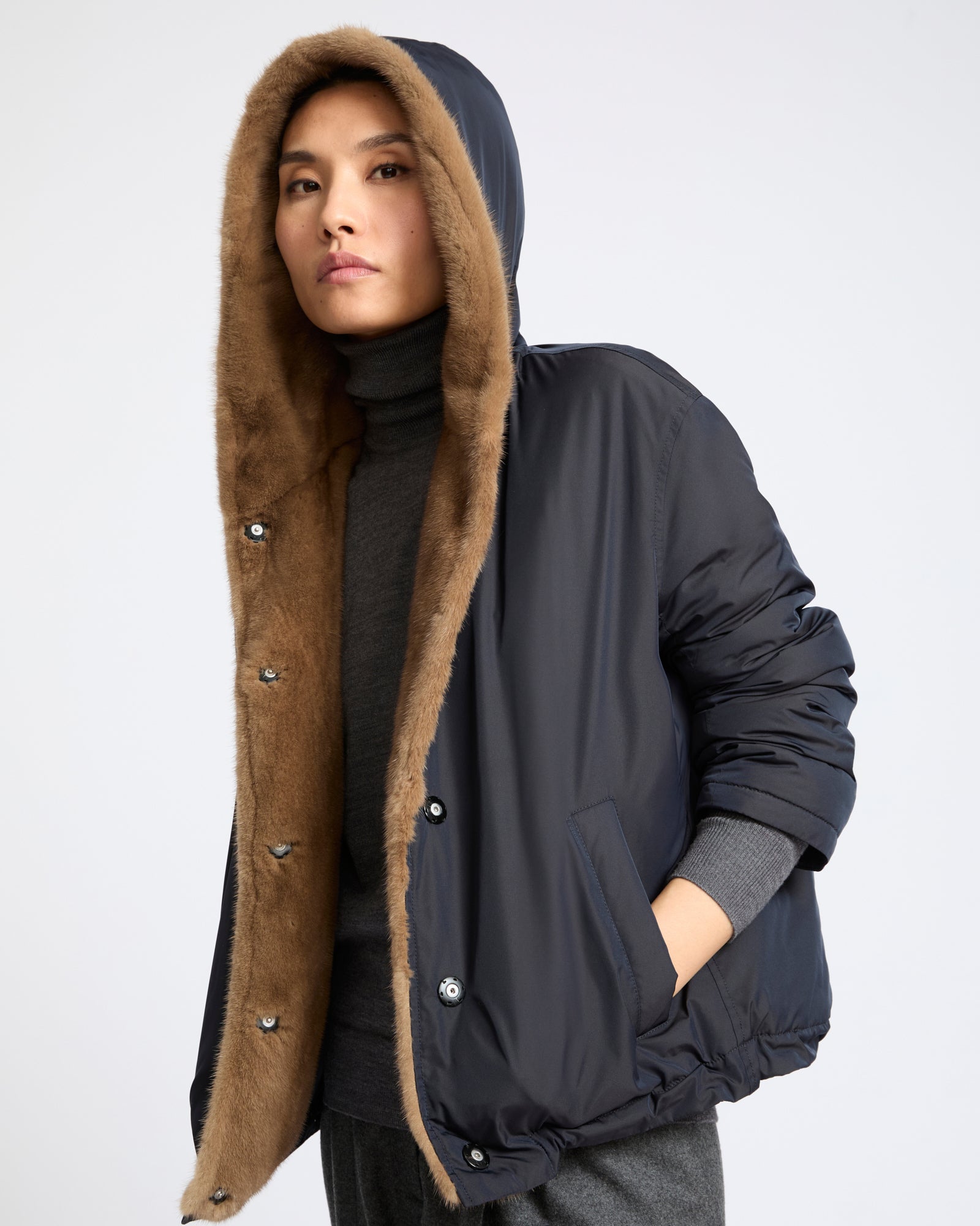 Short smooth hooded down jacket in water-repellent technical fabric with mink fur lining - Yves Salomon - New Fall Winter Collection