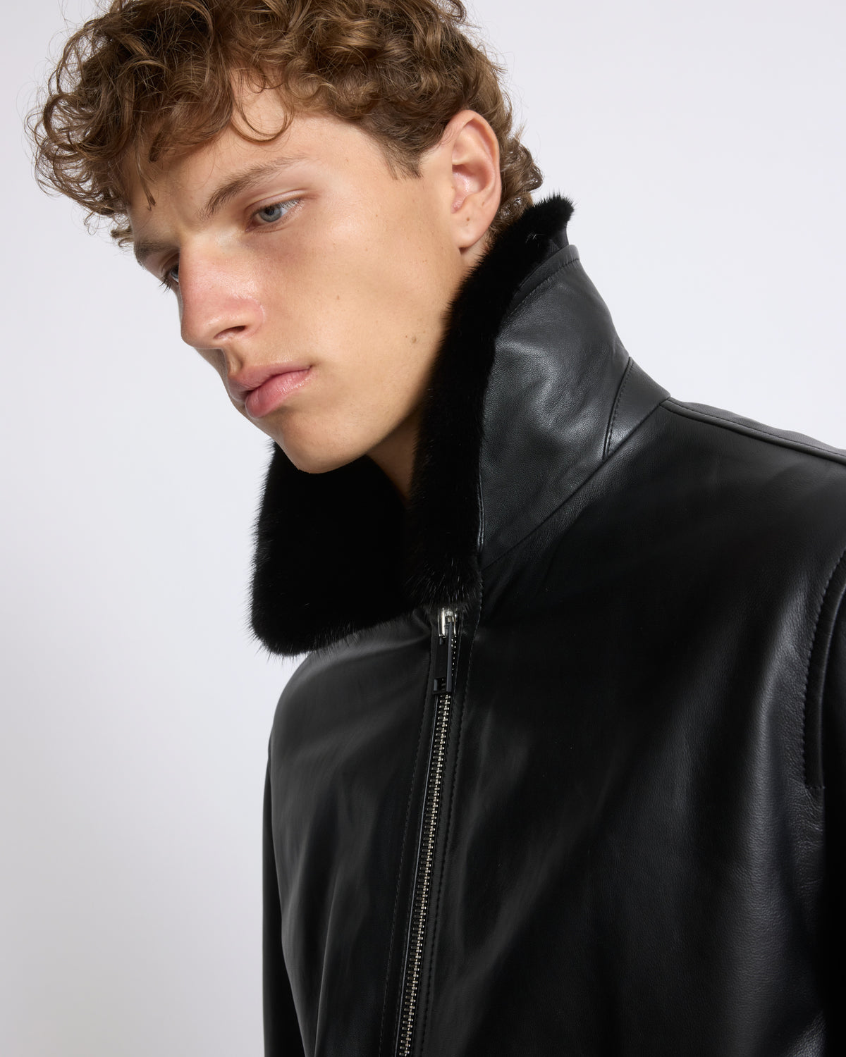 Fine lambskin leather jacket with mink fur collar - Yves Salomon - New Fall/Winter Collection