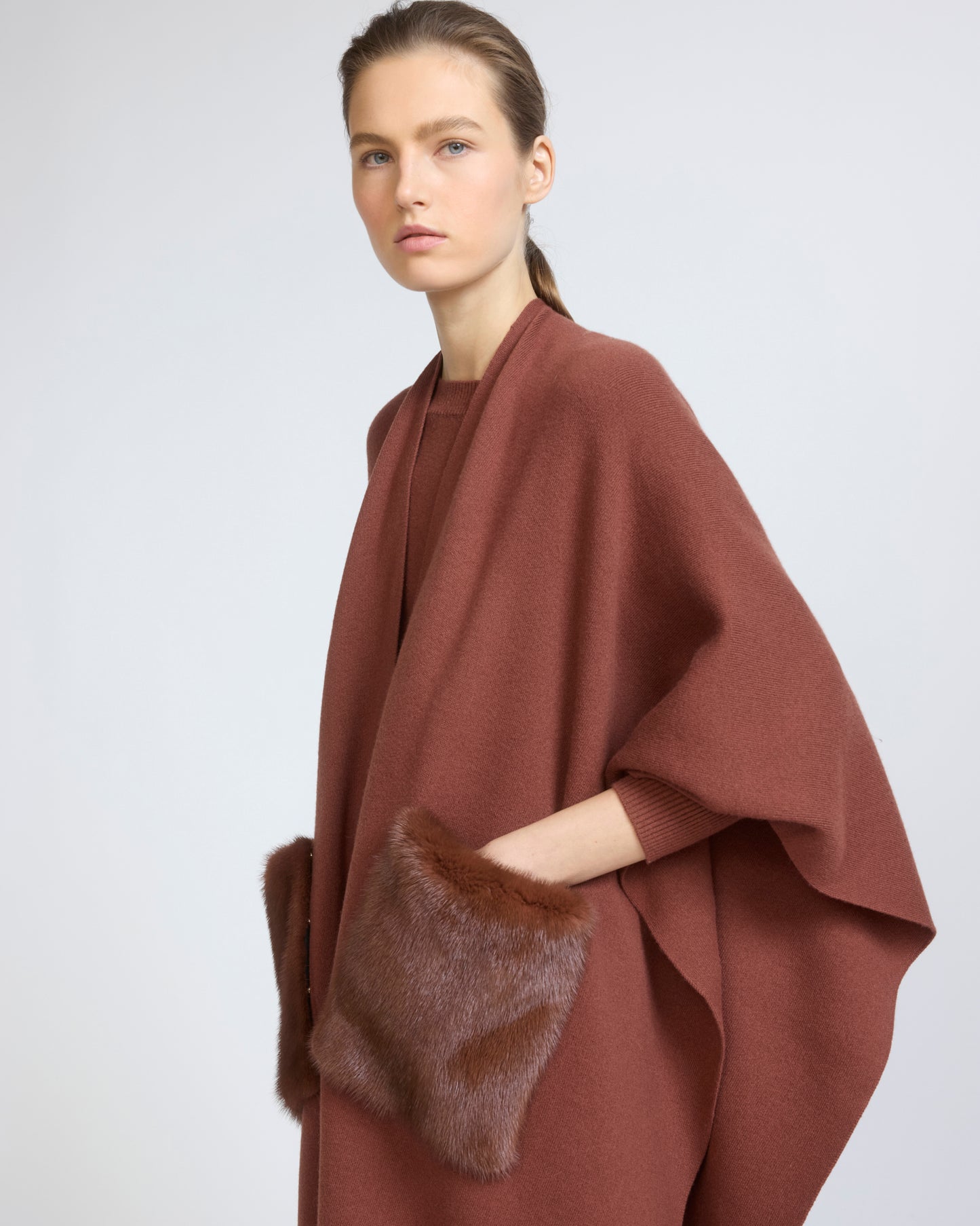 Merino knit poncho with mink fur - Yves Salomon - New Fall/Winter Collection