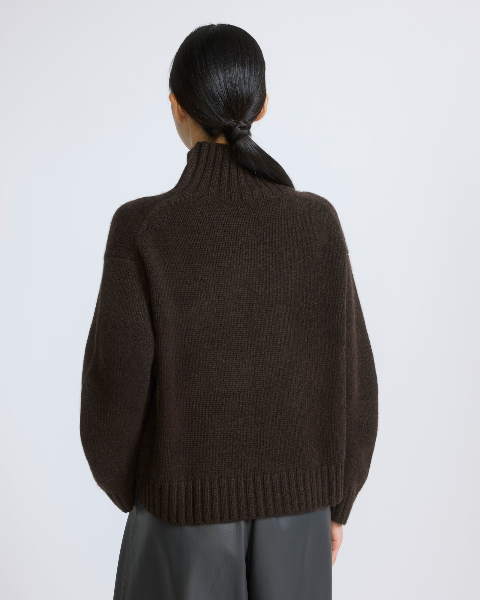 100% cashmere knit funnel neck sweater - Yves Salomon - New Fall/Winter Collection