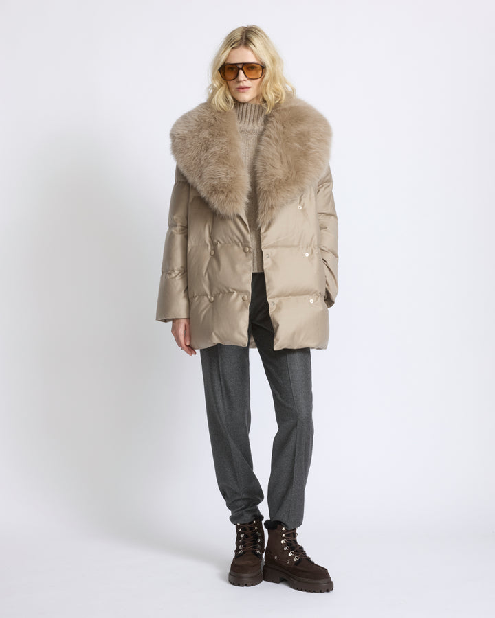 Long double-breasted down jacket in Loro Piana fabric with detachable fox fur collar - Yves Salomon - New Fall/Winter Collection