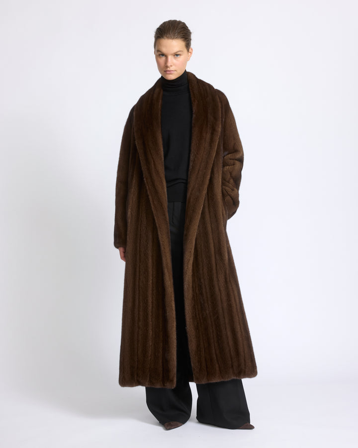 Belted maxi coat in long-haired straightened mink fur - Yves Salomon - New Fall/Winter Collection