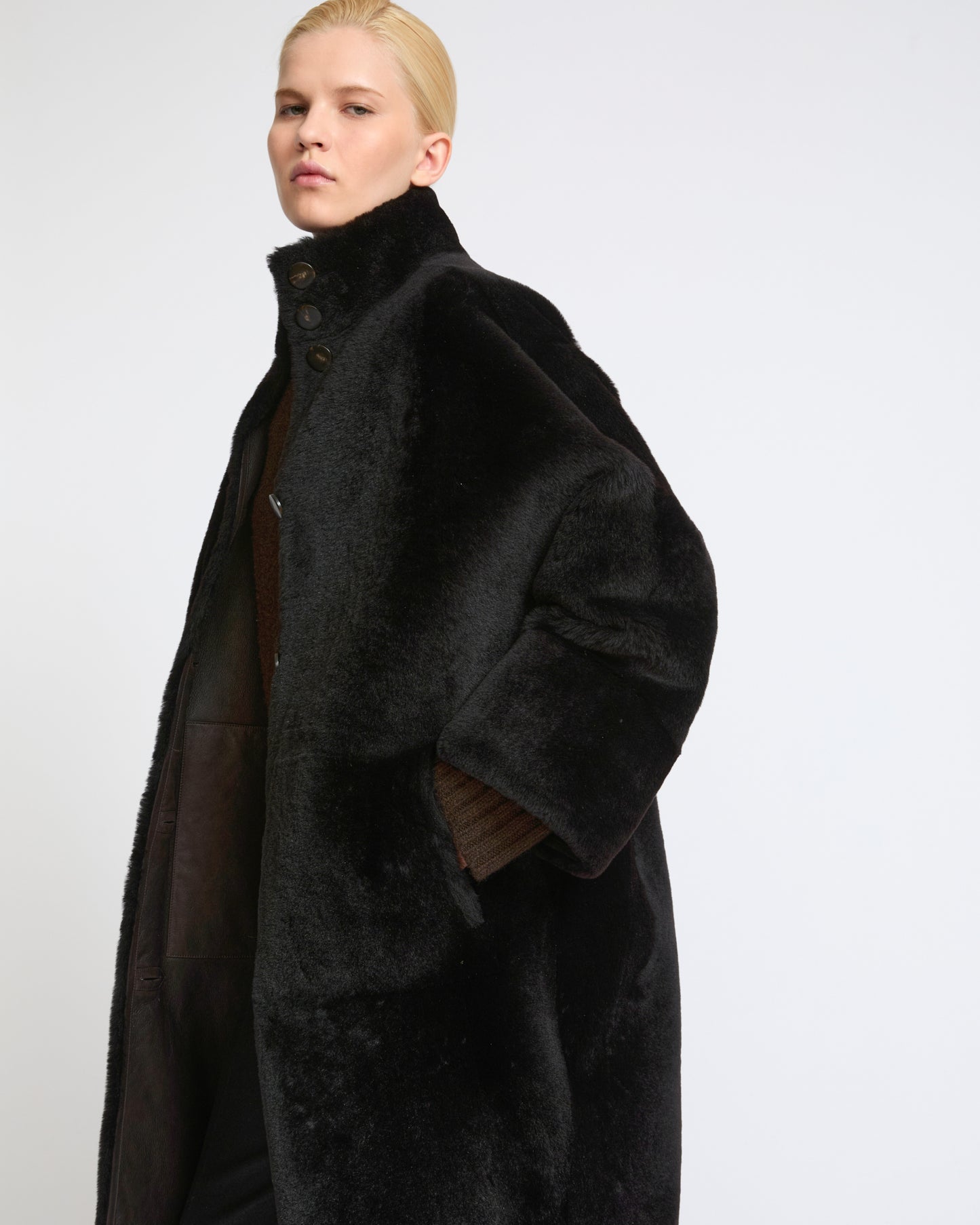 Oversized lambskin shearling coat - Yves Salomon - New Fall Winter Collection