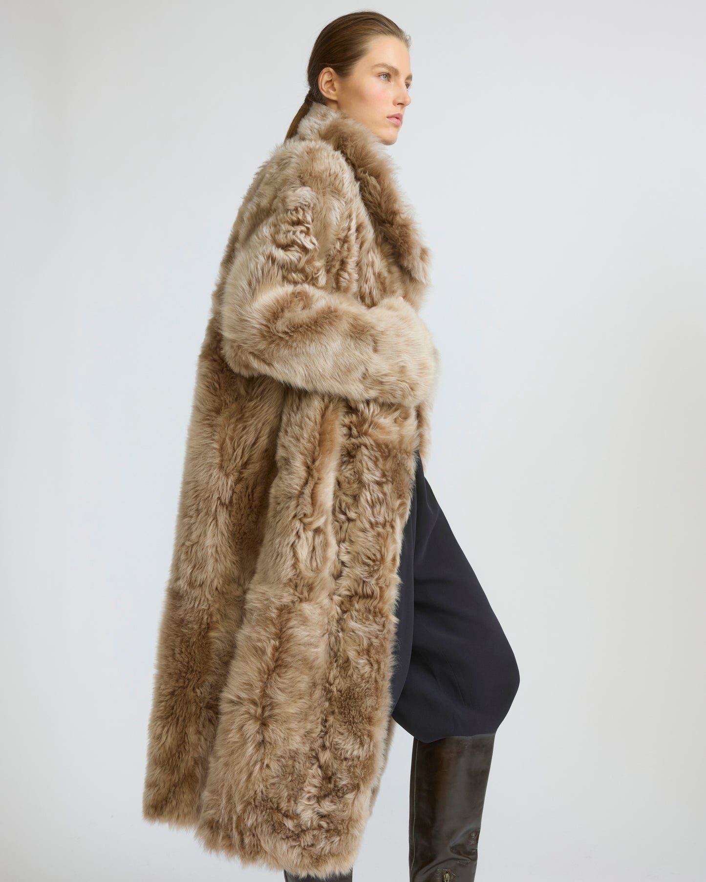 Long reversible lambskin shearling coat - Yves Salomon - New Fall/Winter Collection