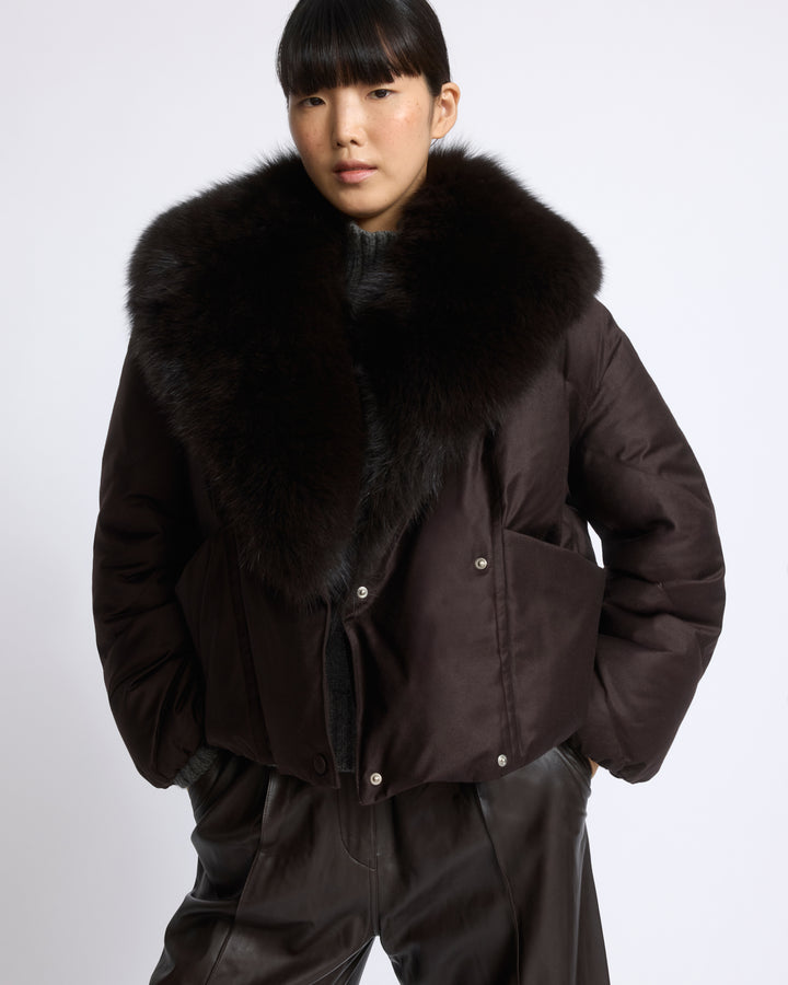 Short double breasted down jacket in technical Loro Piana flannel with detachable fox fur collar - Yves Salomon - New Fall/Winter Collection