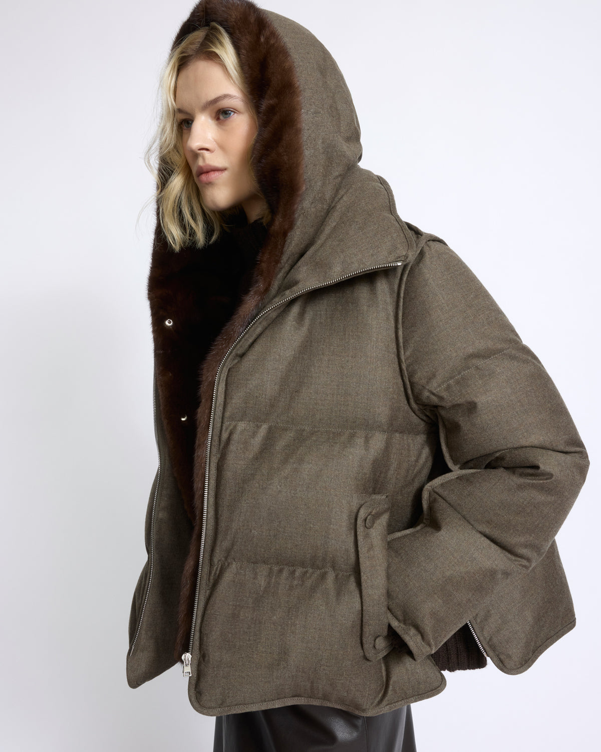 Short down jacket in Loro Piana flannel with detachable mink fur bib - Yves Salomon - New Fall/Winter Collection