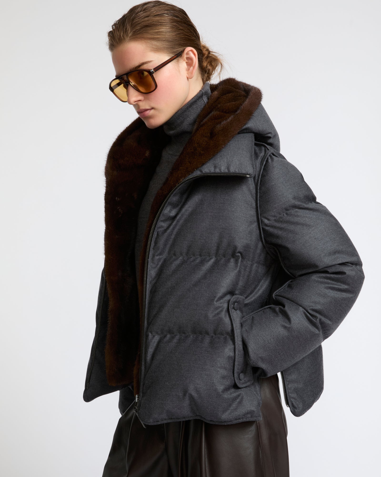 Short down jacket in Loro Piana flannel with detachable mink fur bib - Yves Salomon - New Fall Winter Collection