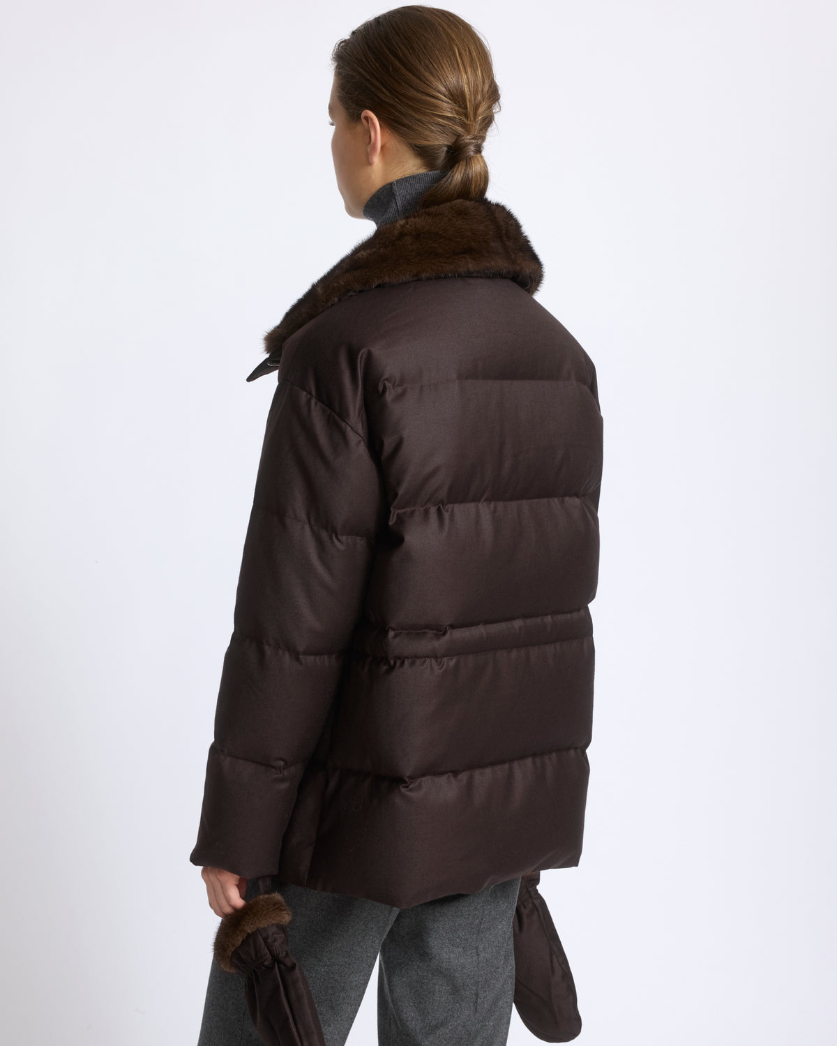 Fitted down jacket in Loro Piana flannel with mink fur collar and mittens - Yves Salomon - New Fall/Winter Collection