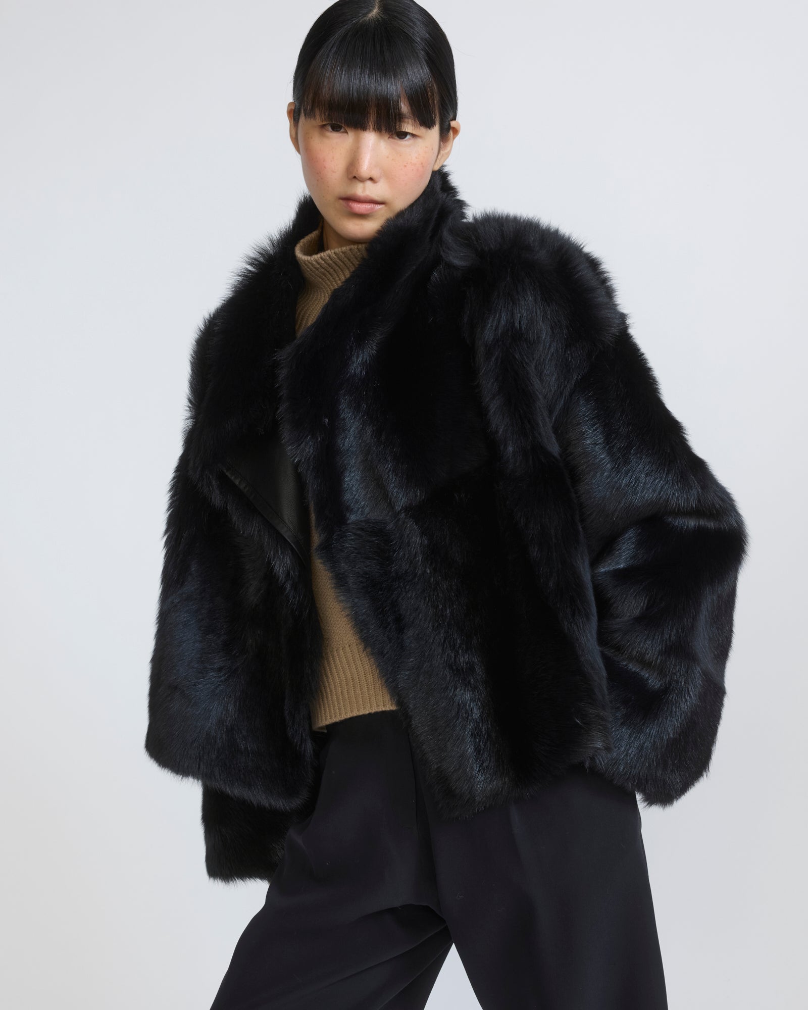 Reversible short Toscana lambskin shearling jacket - Yves Salomon - New Fall/Winter Collection