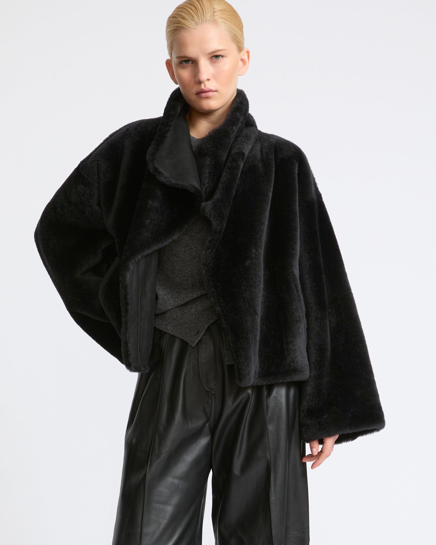 Reversible short Lacon lambskin shearling jacket - Yves Salomon - New Fall Winter Collection