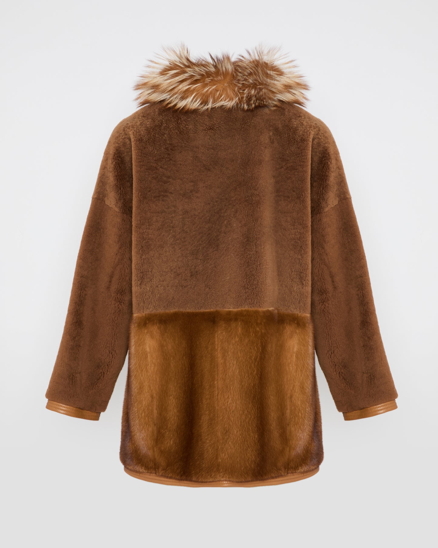 Balck Friday 2025 - Yves Salomon - Long two-tone coat with fox collar