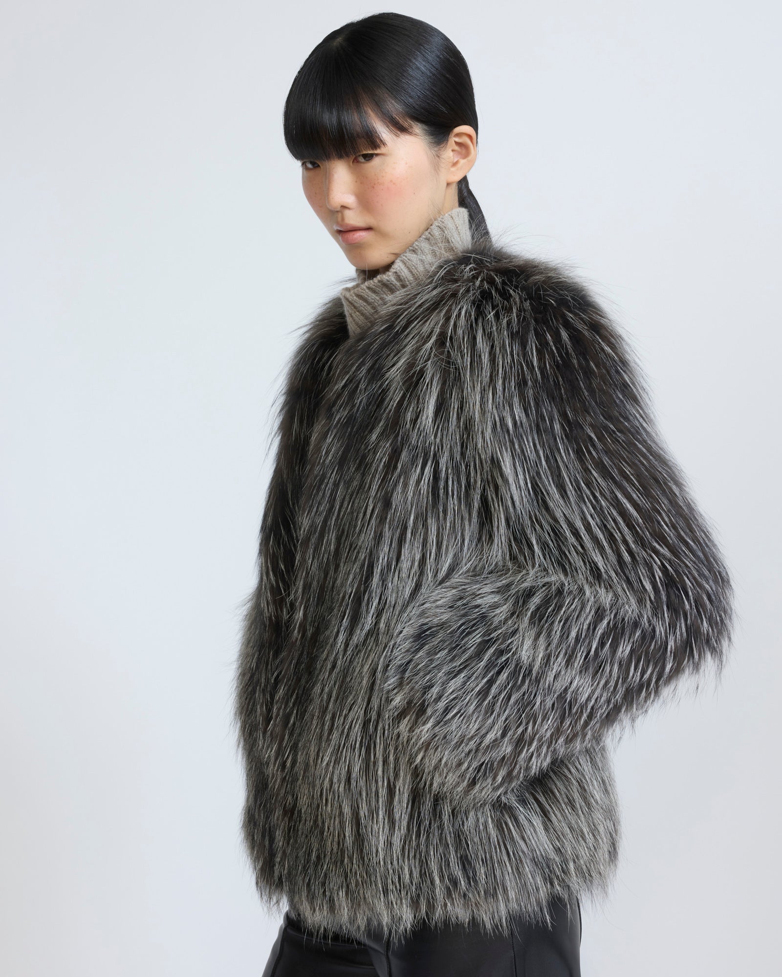 Knitted short fox fur jacket - Yves Salomon - New Fall/Winter Collection