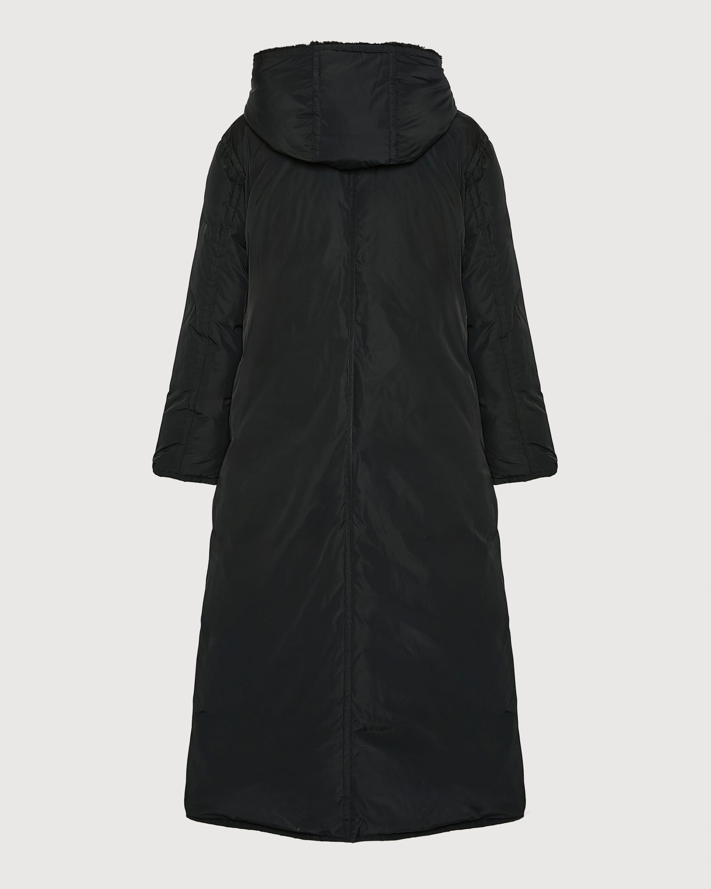 Long down jacket in technical fabric and mink fur