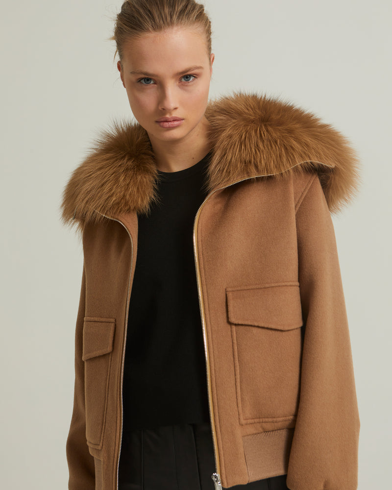 Cashmere woollen fabric jacket with fox fur collar