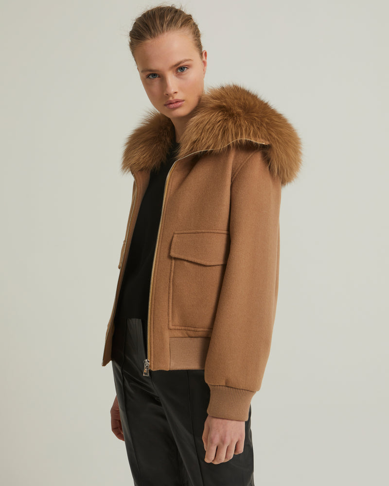 Cashmere woollen fabric jacket with fox fur collar