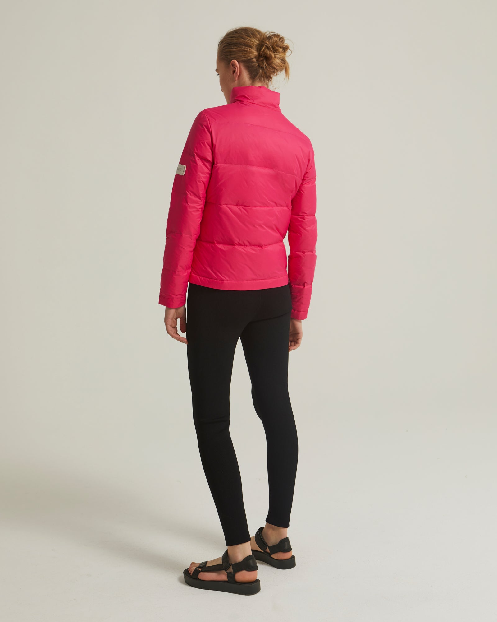 Balck Friday 2025 - Yves Salomon - Short and foldable light down jacket with integrated transport pocket - pink