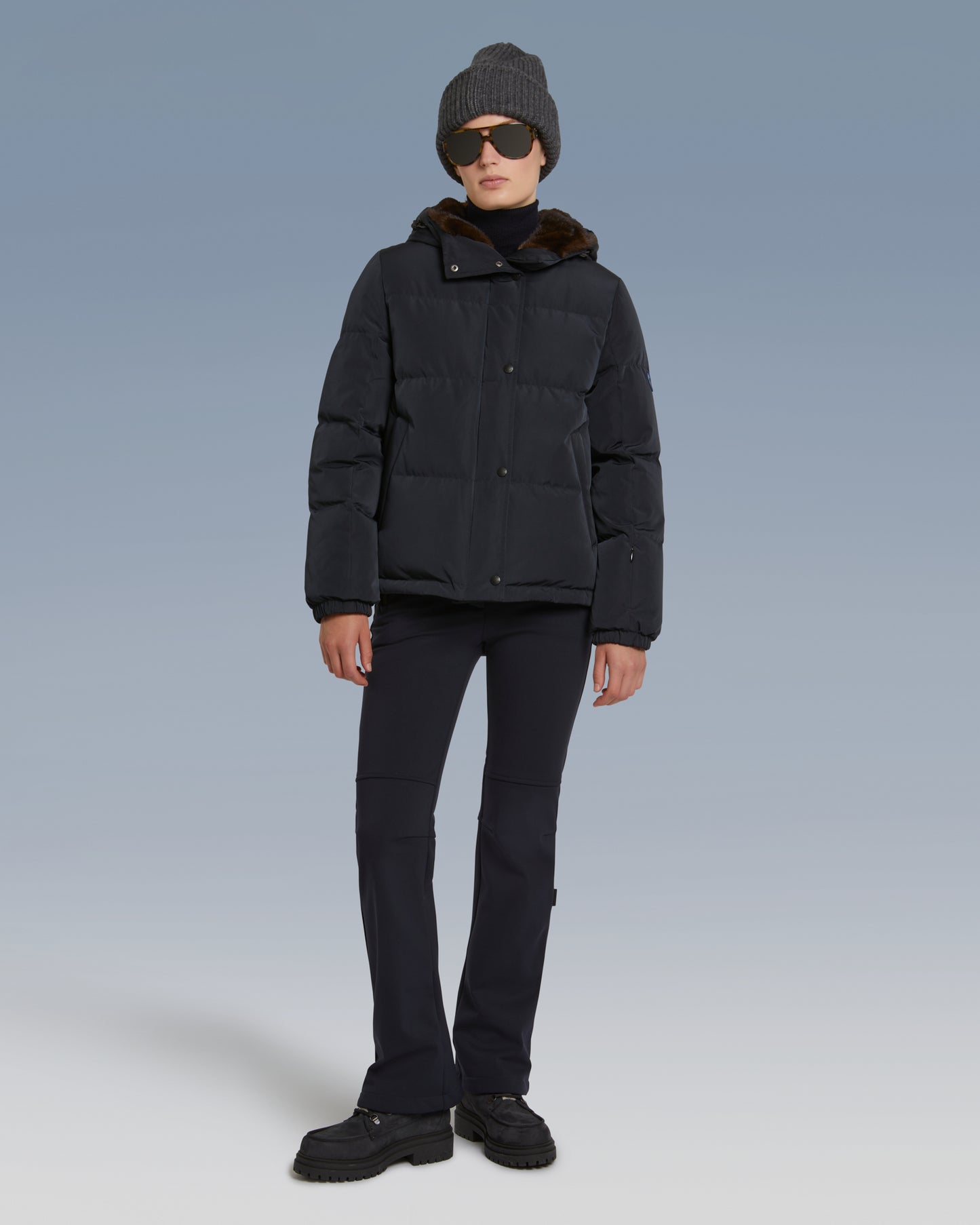 Short skiwear down jacket with mink fur trim - Navy - YS Mountain Women
