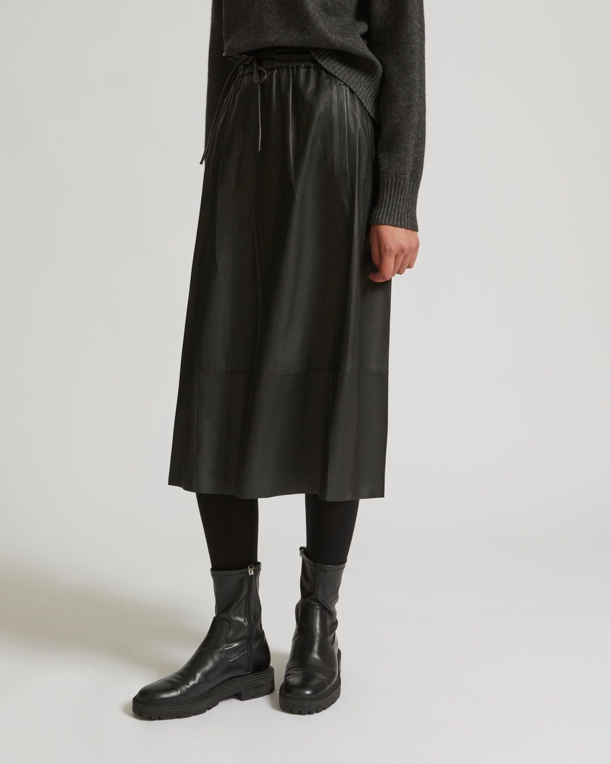Private sale - Flared skirt in lamb leather - black - Yves Salomon