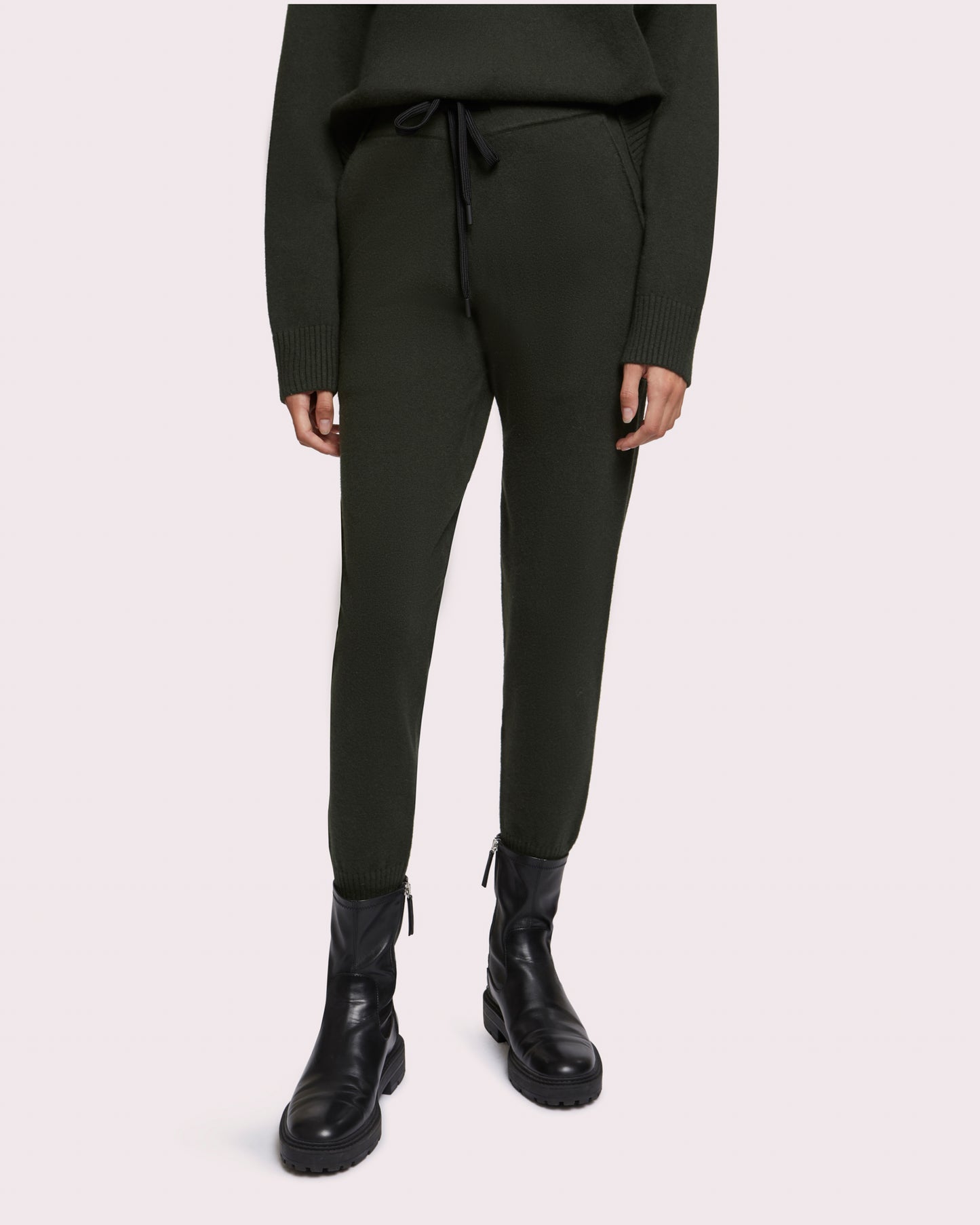 knit trousers khaki