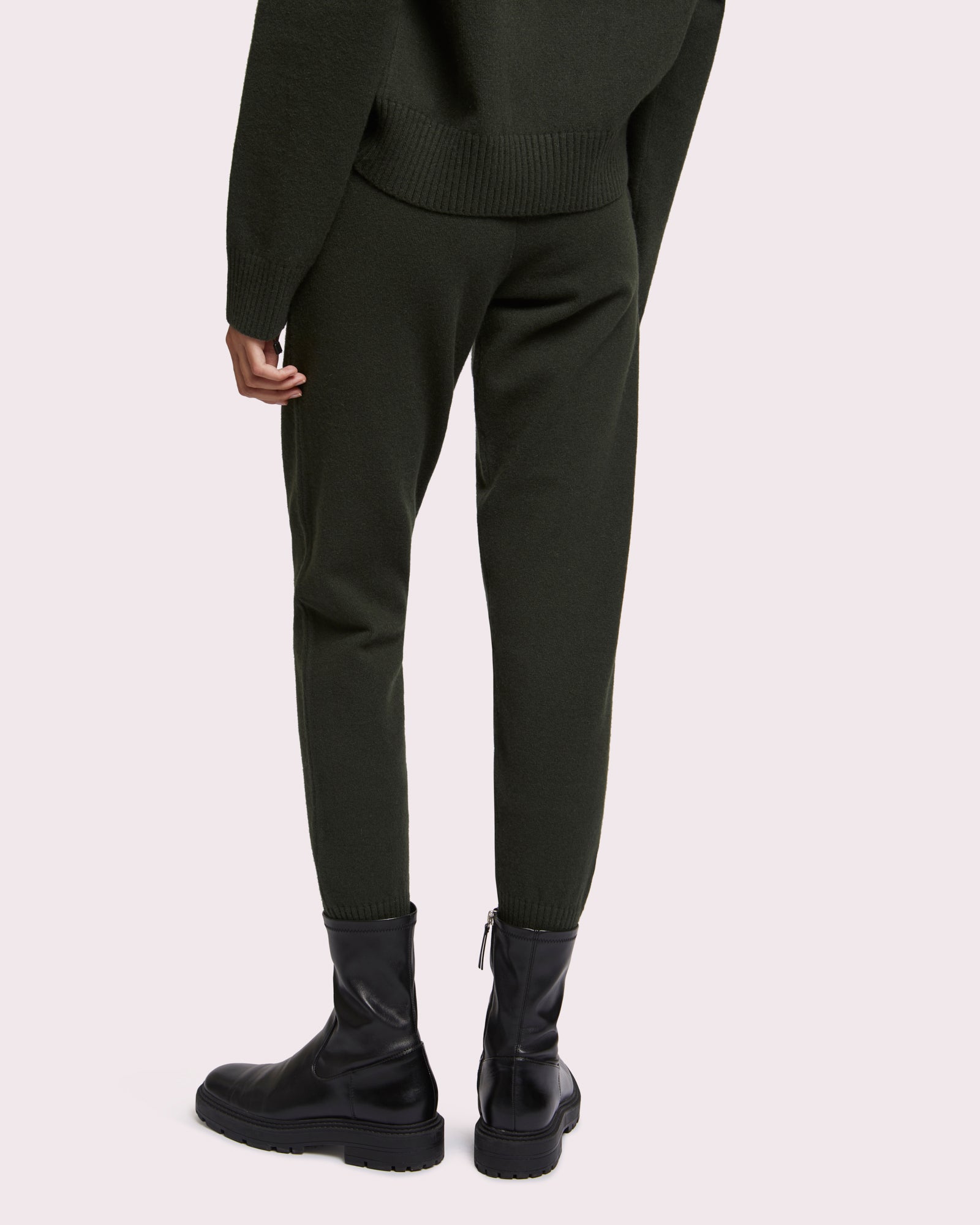 knit trousers khaki