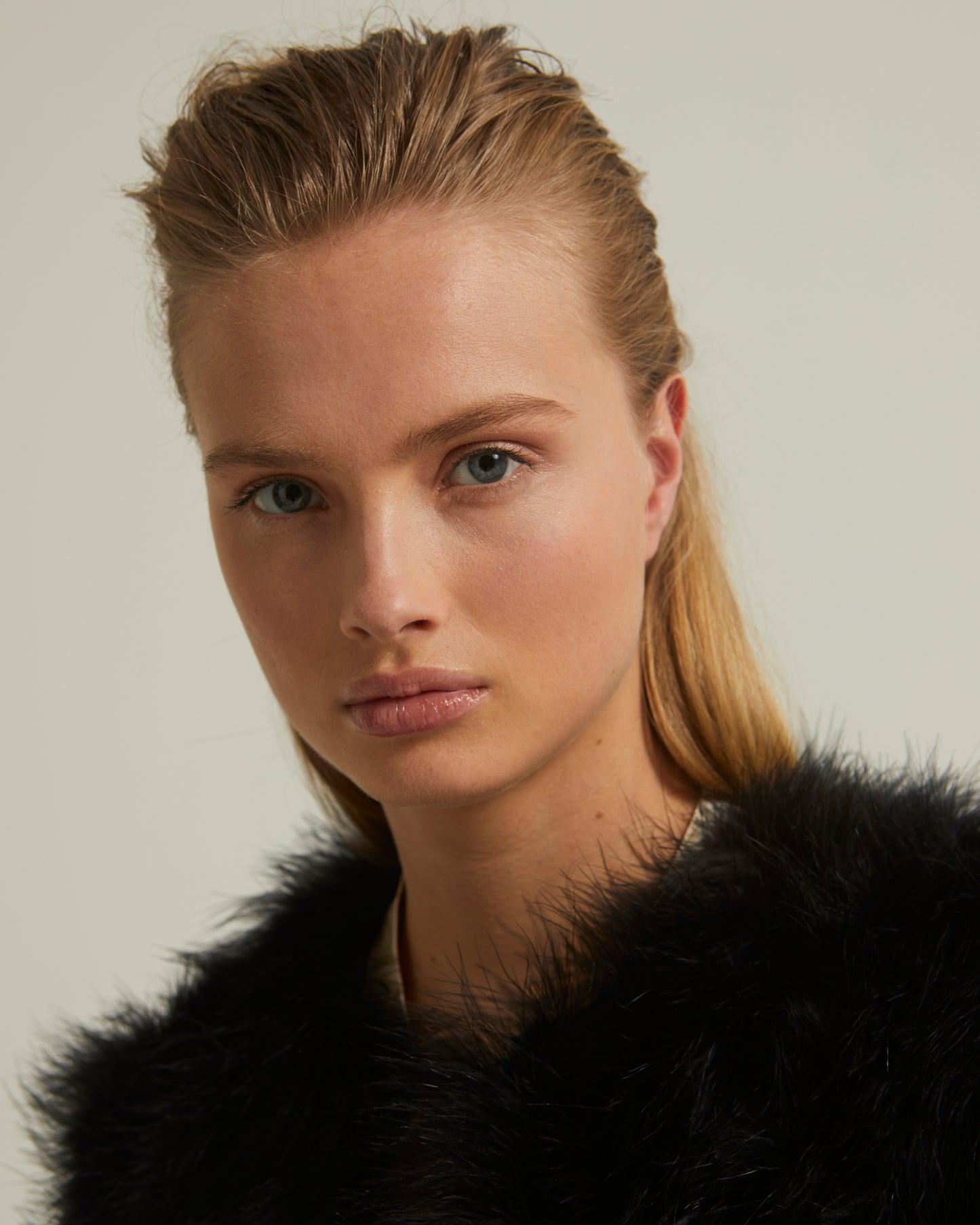Cropped feather jacket